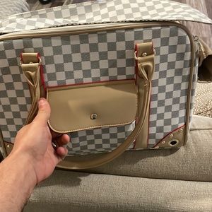 Never used dog or cat travel bag!!